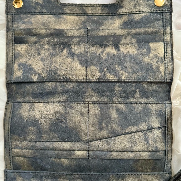 *HAMMITT 101 NORTH CLUTCH* Hard to Find in this style and color! - Picture 6 of 12